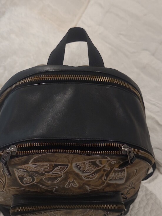 north face black backpack hot shot The SE Zulu Color:Rincon Loungefly Disney Princess Cakes this pack is endorsed